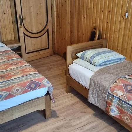 Jedrus Homestay *