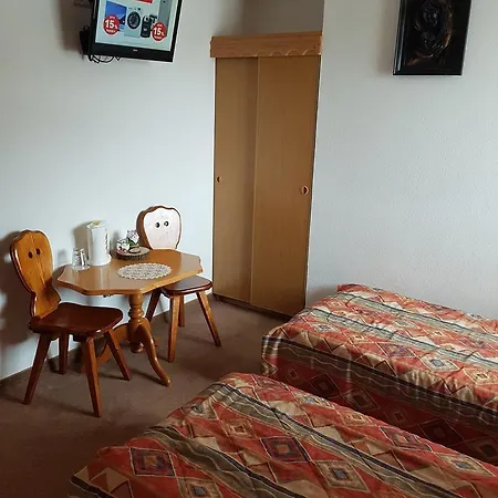 Jedrus Homestay *
